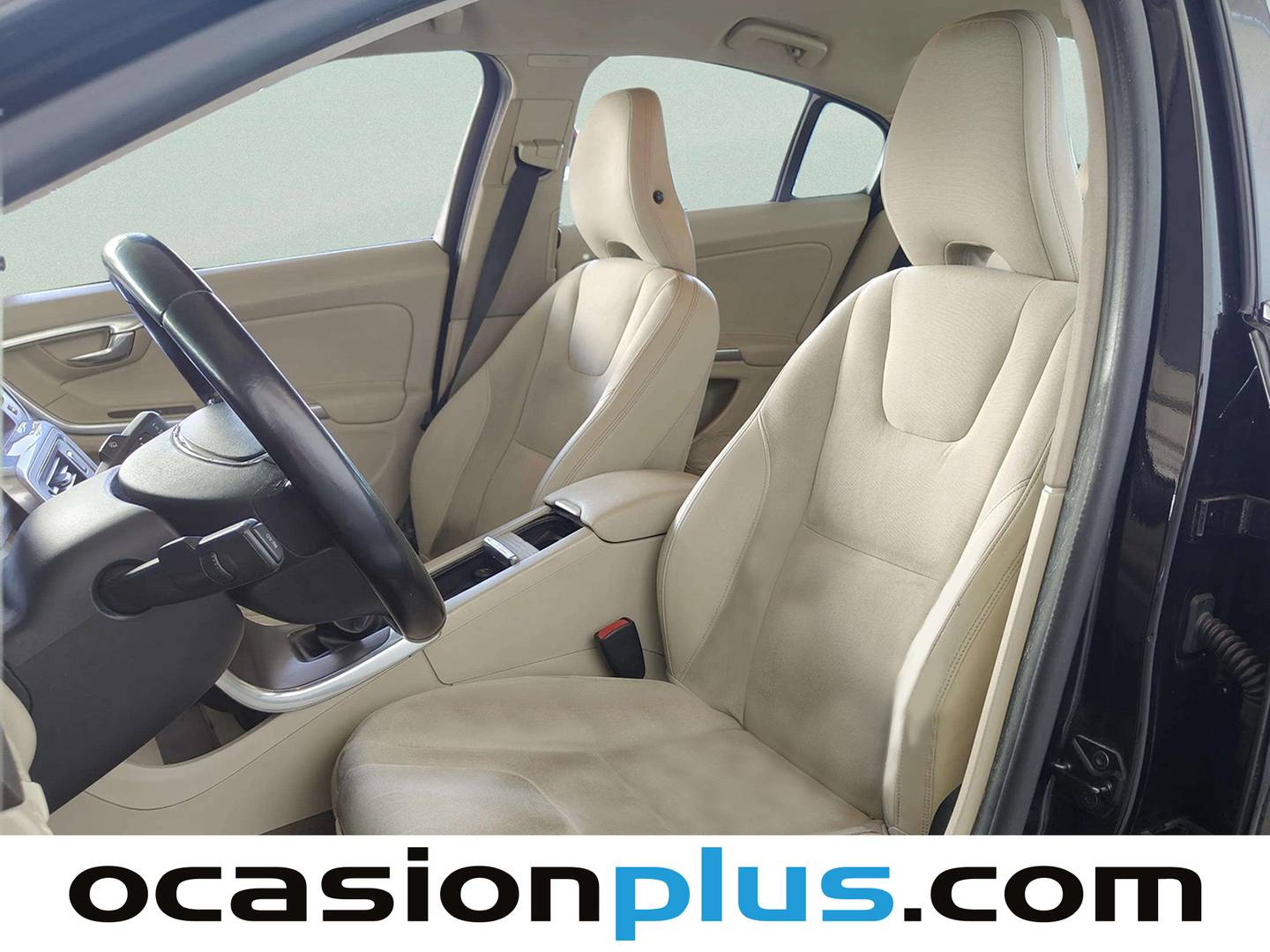 Foto asientos delanteros Volvo S60 Volvo S60 1.6 DRIVe Momentum (115 CV)