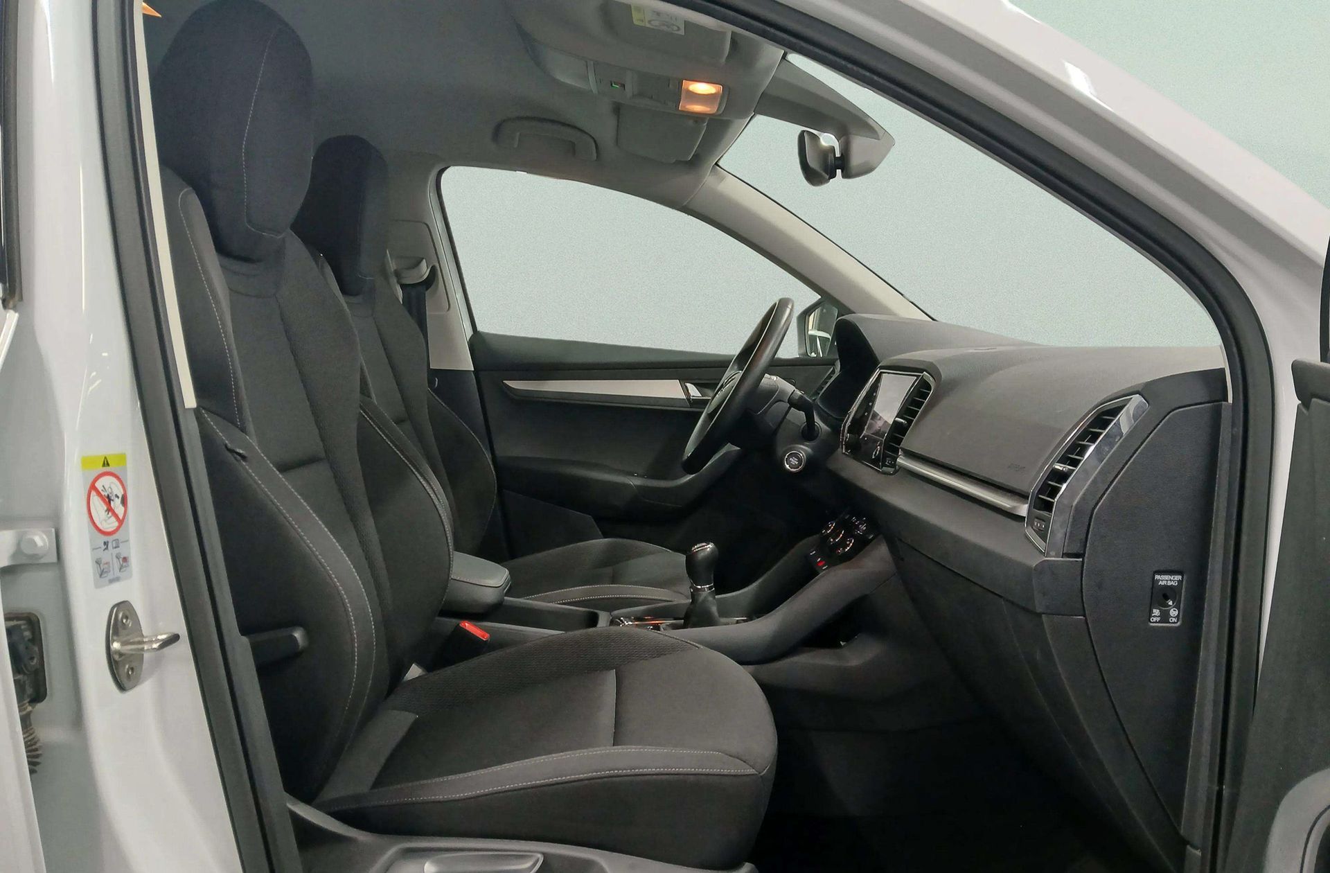 Škoda Karoq 2.0 TDI Selection - foto 17