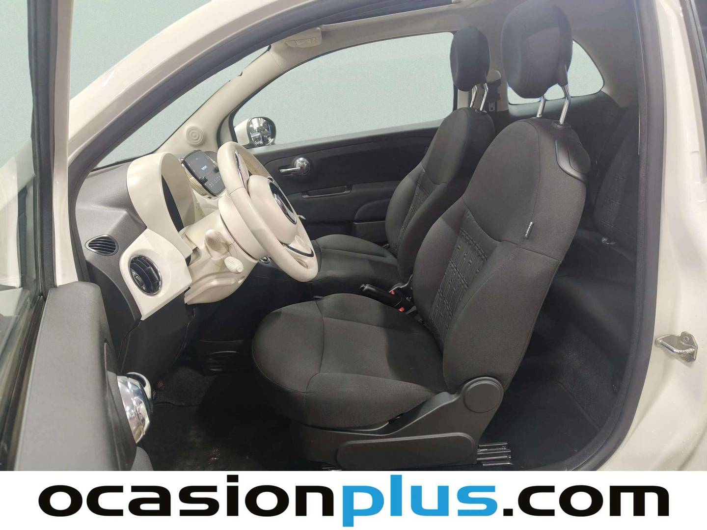Foto asientos delanteros Fiat 500 Fiat 500 1.0 Hybrid Dolcevita (70 CV)