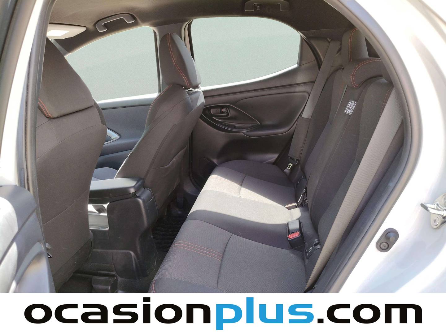 Foto asientos traseros Toyota Yaris Toyota Yaris 1.5 120H GR-Sport (116 CV)