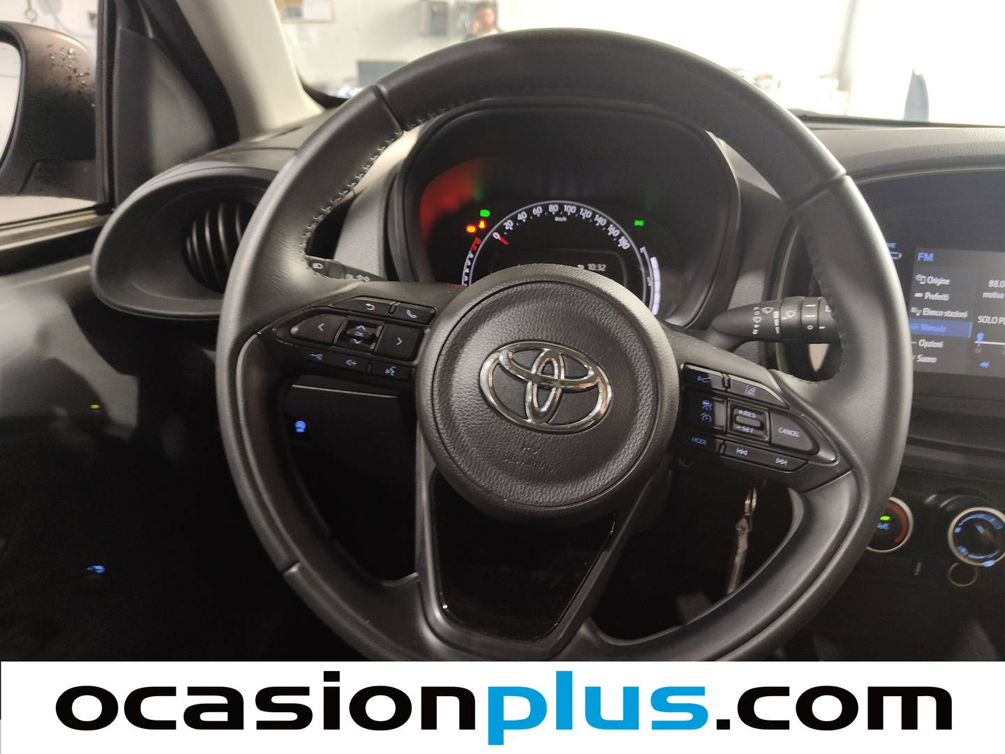 Foto Toyota Aygo X Cross Toyota Aygo X Cross 1.0 VVT-I Play (72 CV)