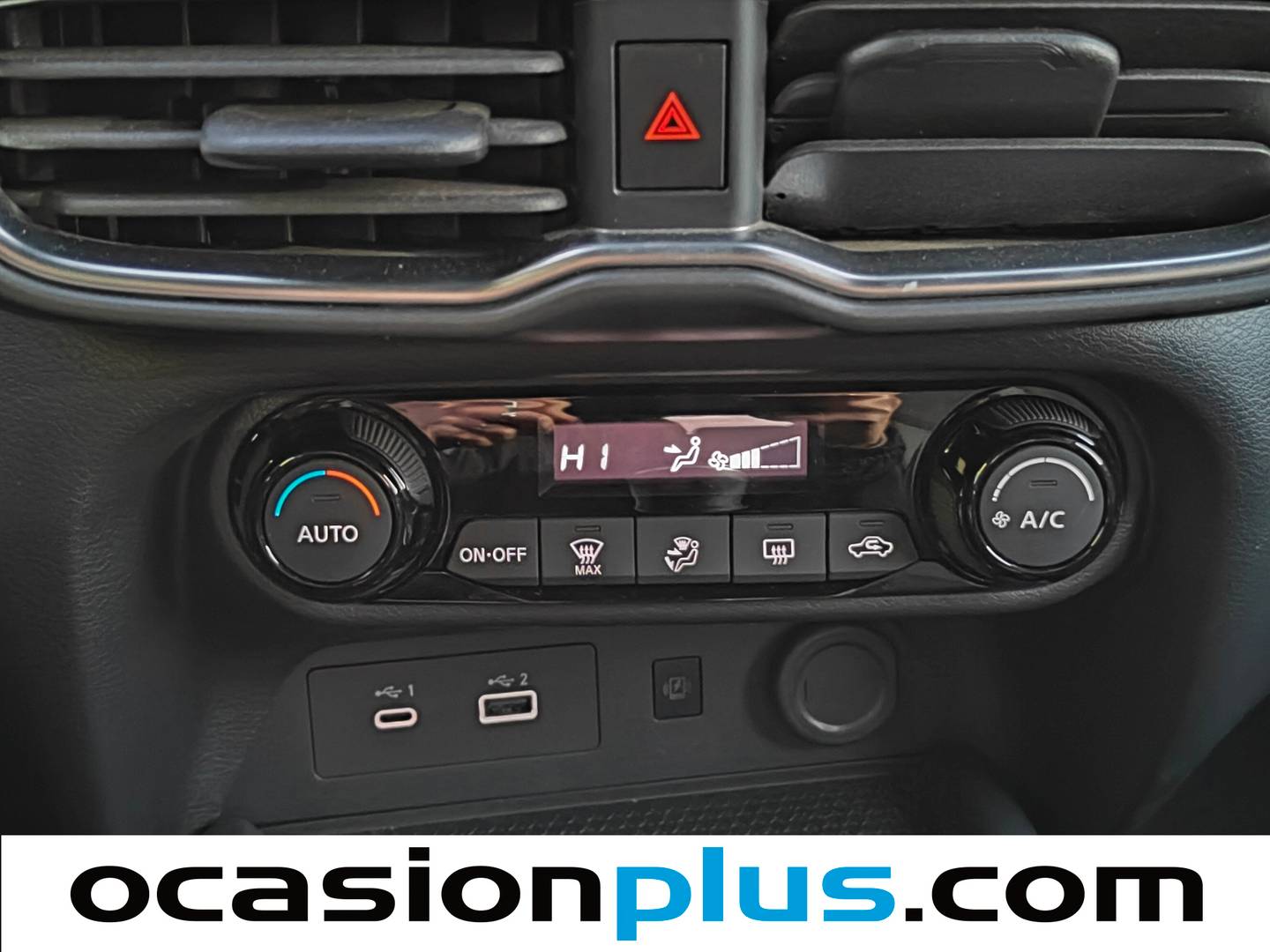 Foto Nissan JUKE Nissan Juke DIG-T N-Connecta 4x2 (114 CV)