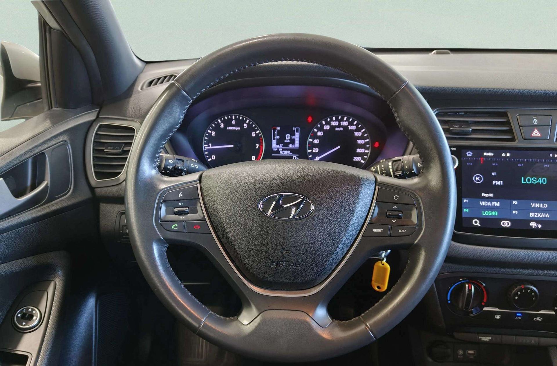 Hyundai i20 1.2 MPI Essence - foto 19