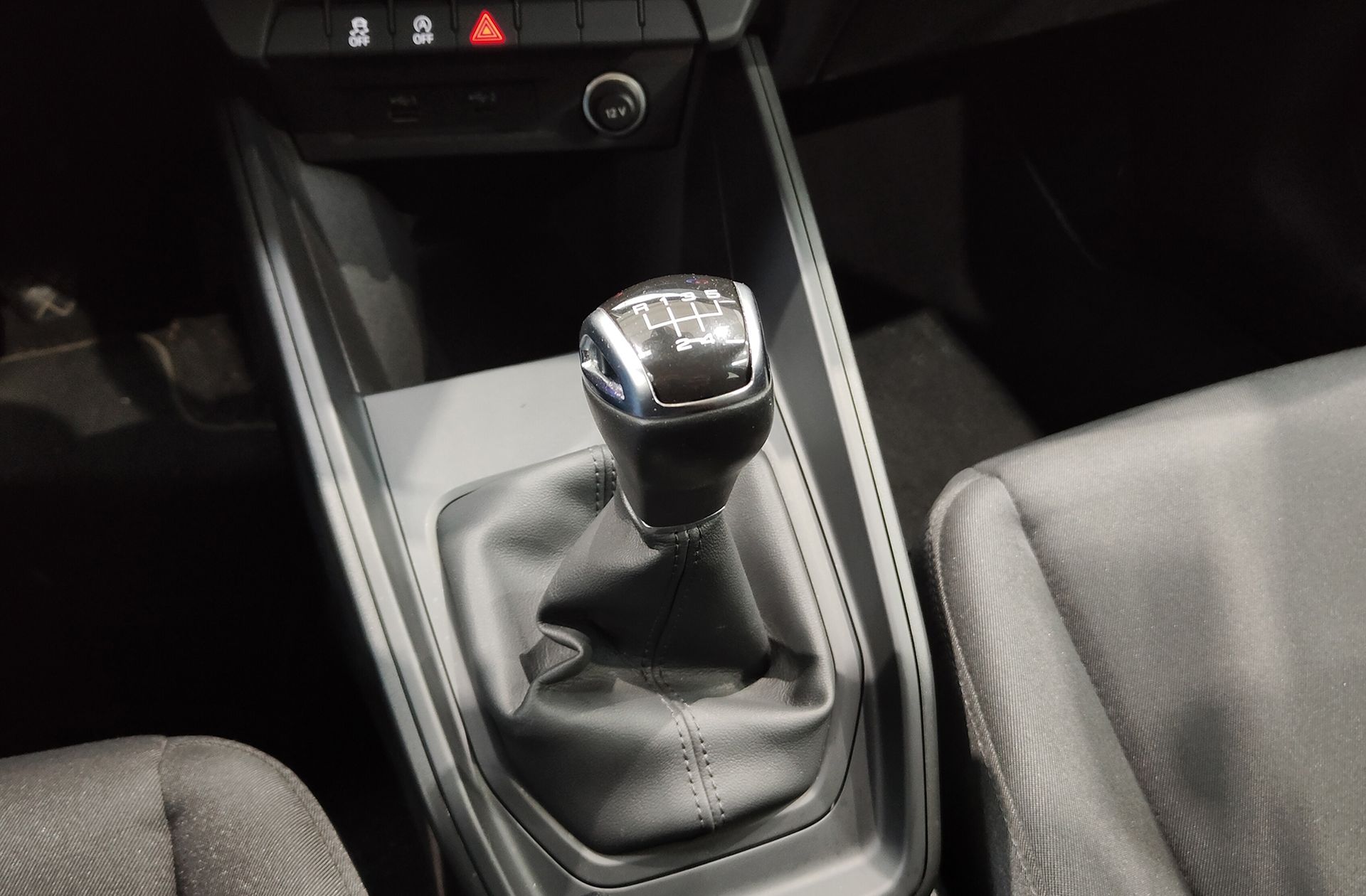 Audi A1 Sportback Advanced 25 TFSI - foto 5
