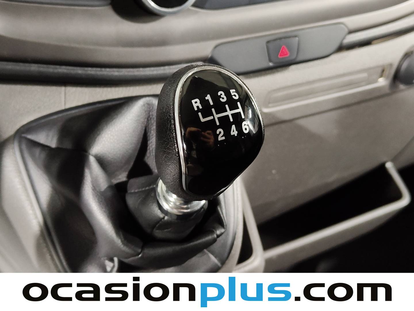 Foto Ford Transit Ford Transit Furgon 350 L3H2 Trend 96 kW (130 CV)