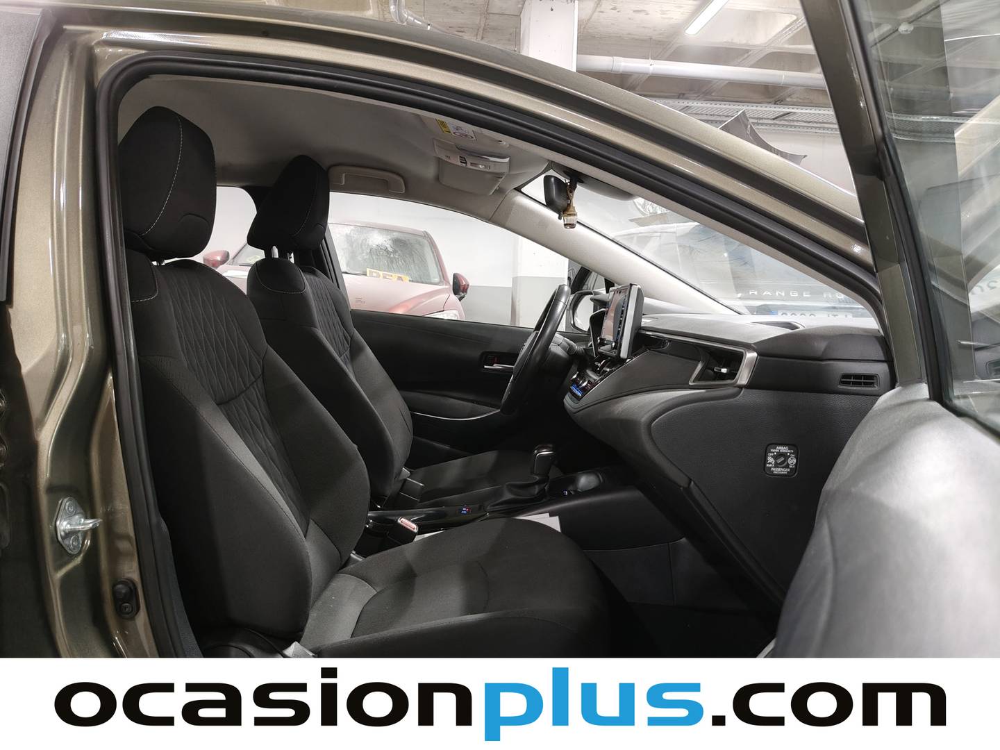 Toyota Corolla Toyota Corolla 1.8 125H Business Plus E-CVT (122 CV) automático