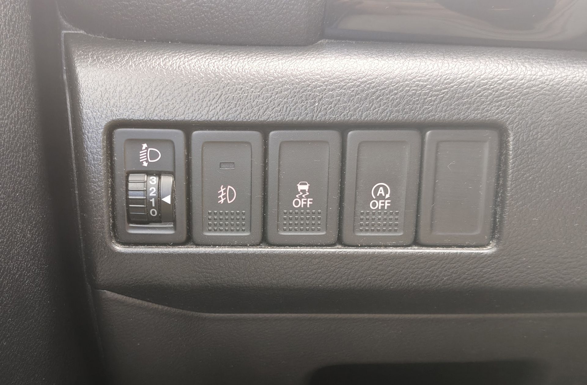 Suzuki Vitara 1.6 VVT GLE - foto 25