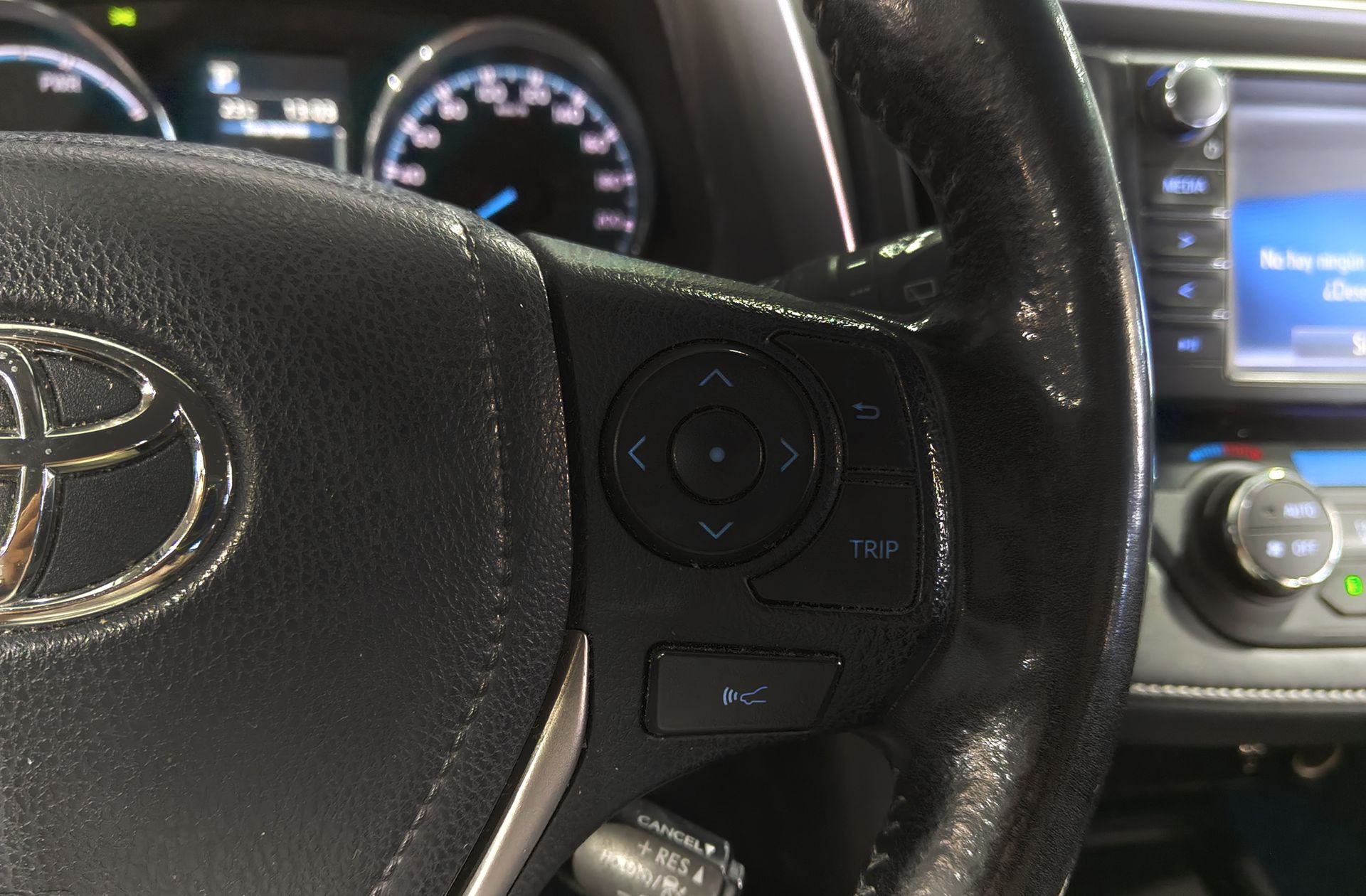 Toyota RAV4 2.5l hybrid Advance 2WD - foto 31