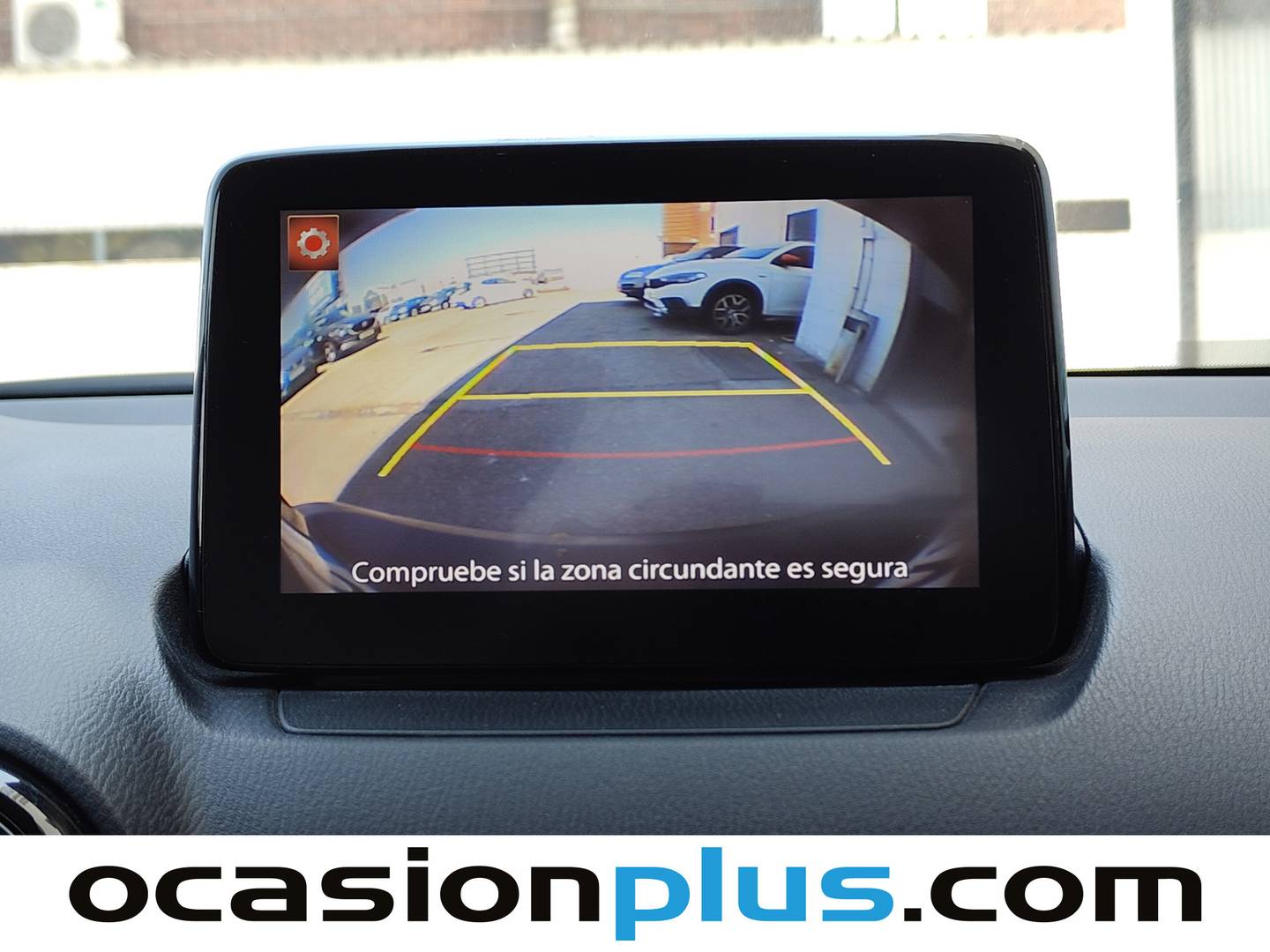 Extras del Mazda CX-3 Mazda CX-3 2.0 G Zenith 2WD AT (121 CV)