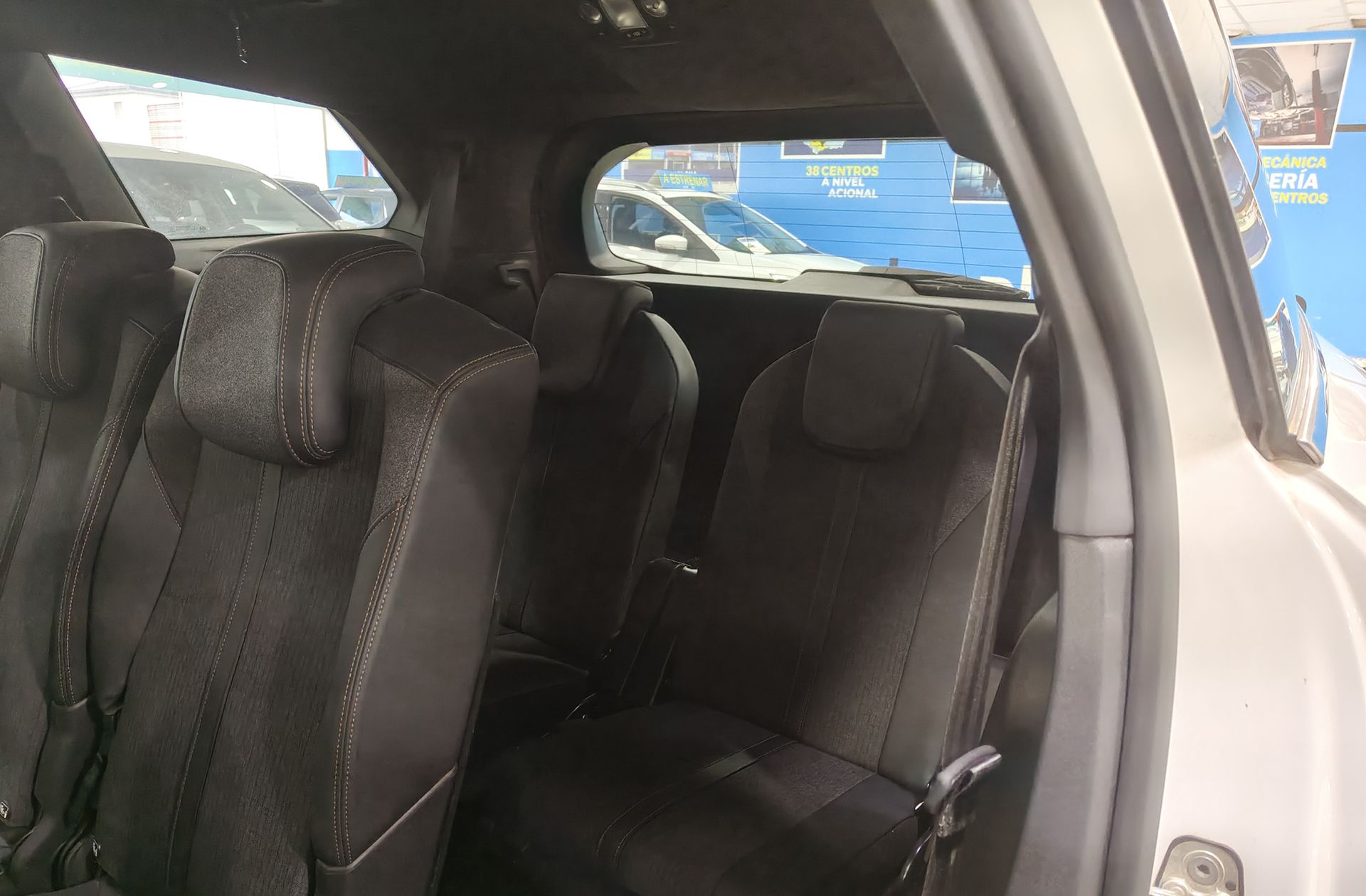 Peugeot 5008 PureTech 130 GT Line EAT8 7 plazas - foto 8