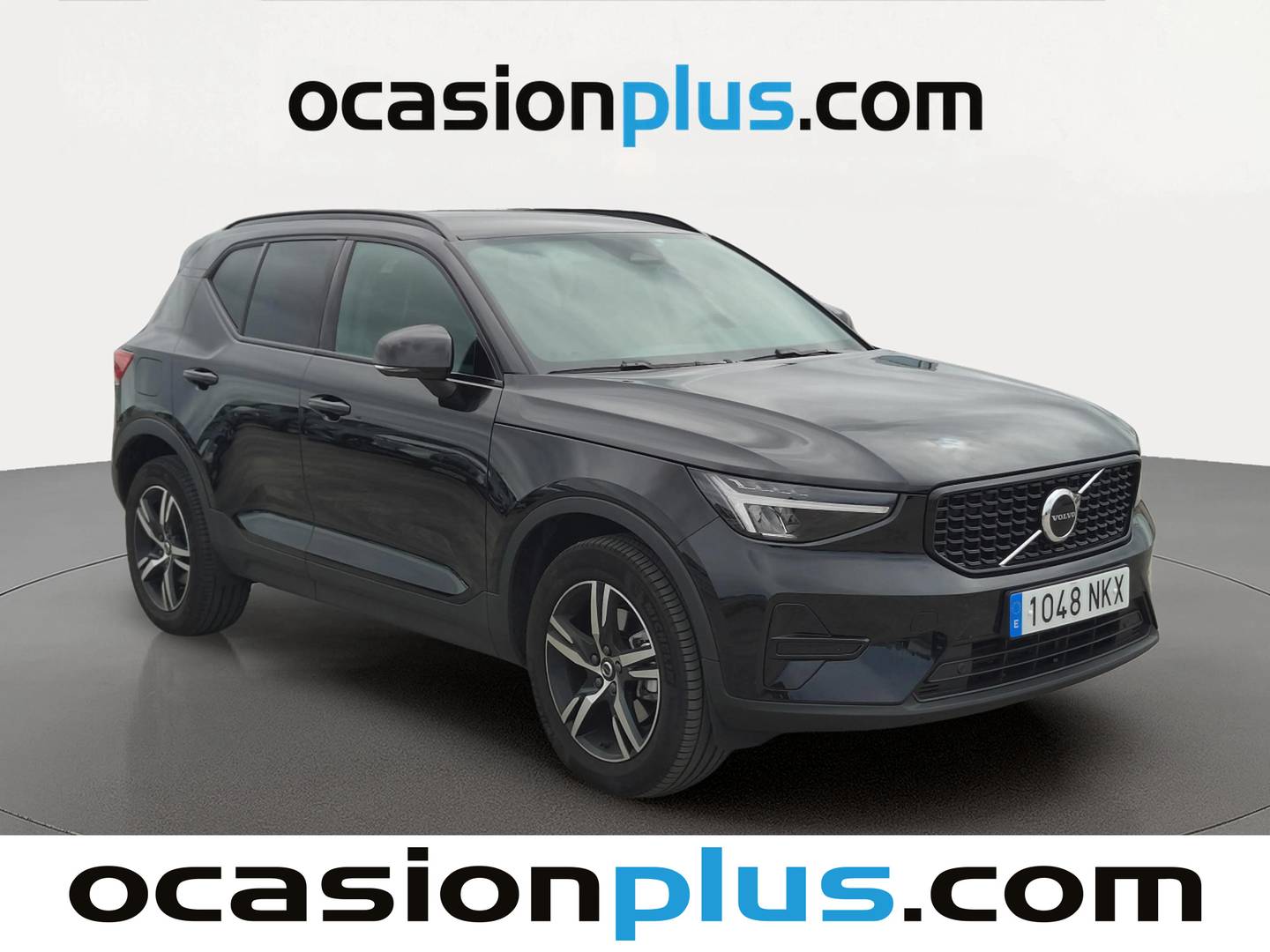 Foto delantera Volvo XC40 Volvo XC40 B3 Gasolina Mild hybrid Plus Dark Auto (163 CV) derecha