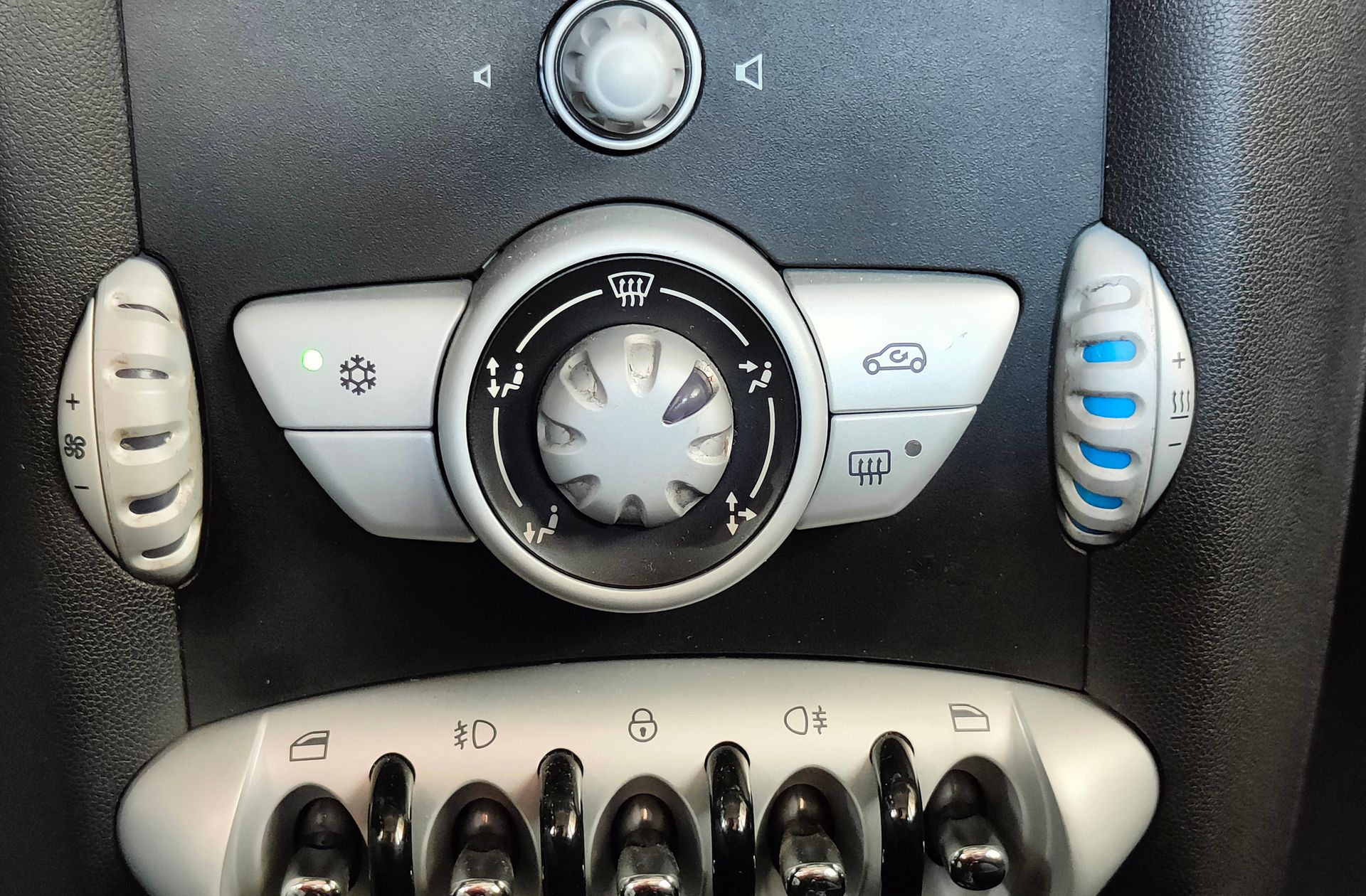 MINI Cooper One - foto 22