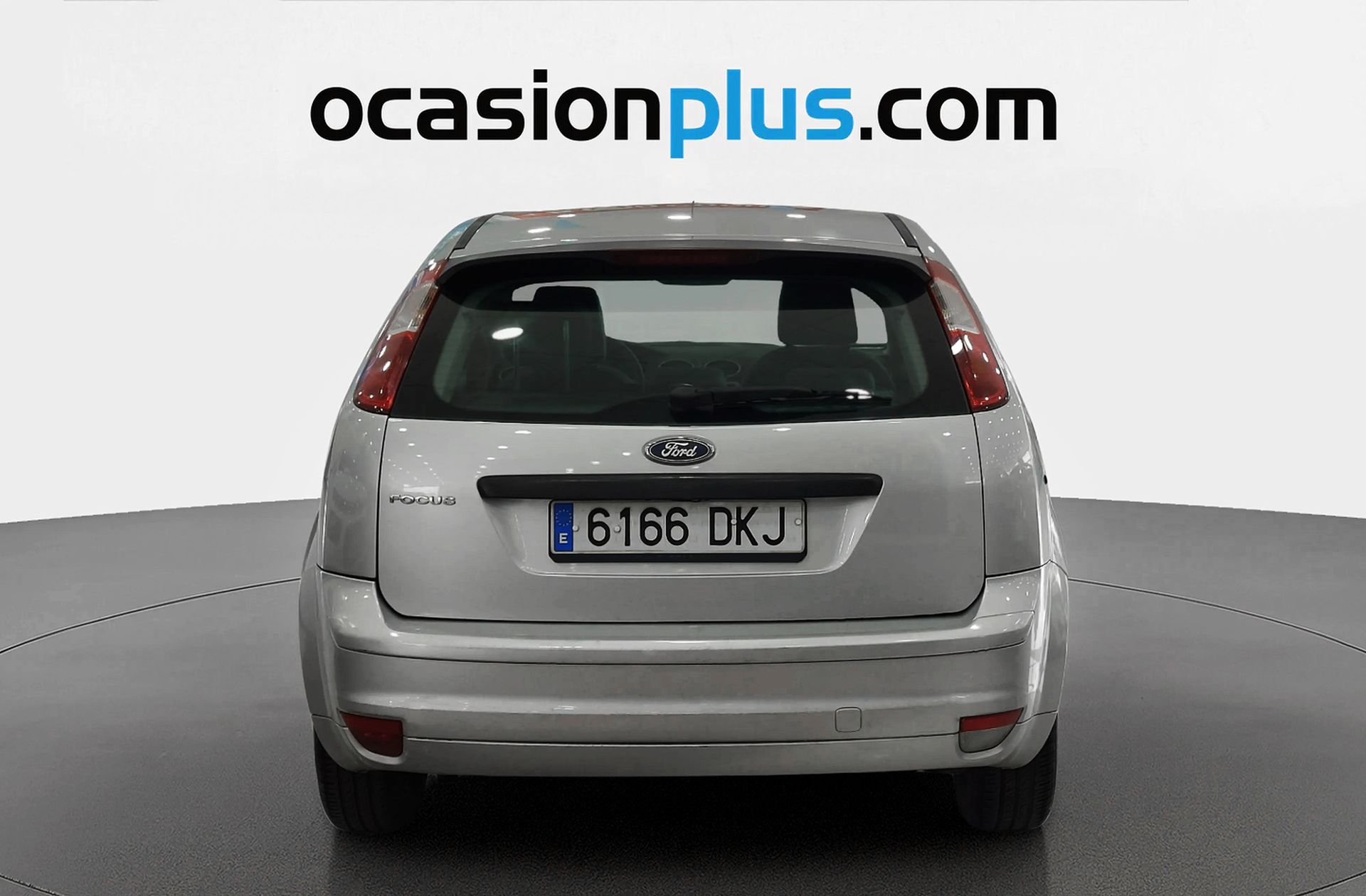 Ford Focus 1.6 Trend - foto 12