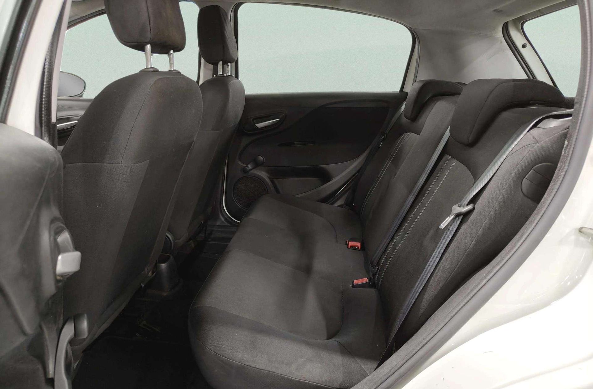 Fiat Punto 1.2 Gasolina Pop - foto 9