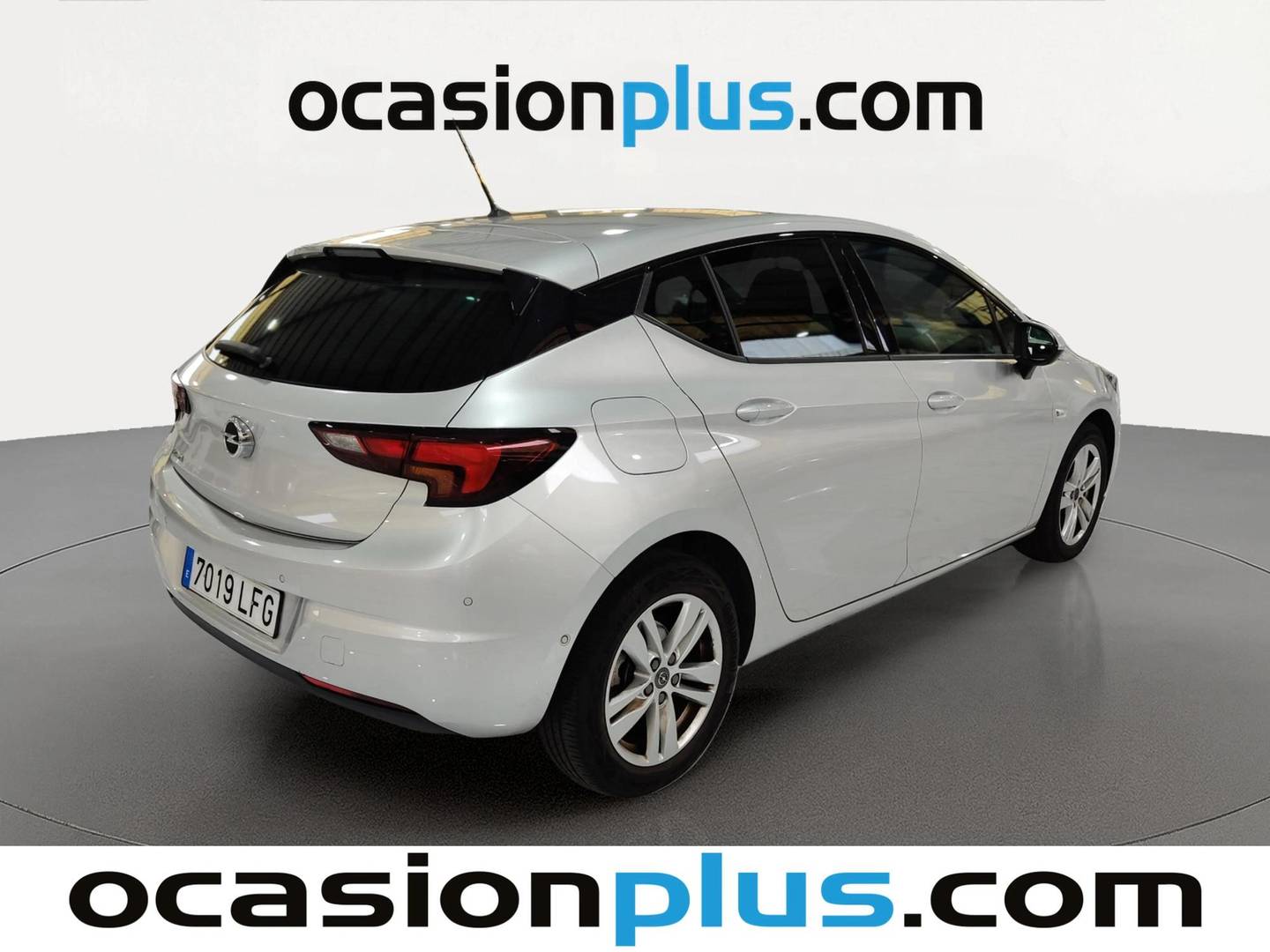 Foto trasera Opel Astra Opel Astra 1.2 Turbo SHL GS Line (110 CV) izquierda