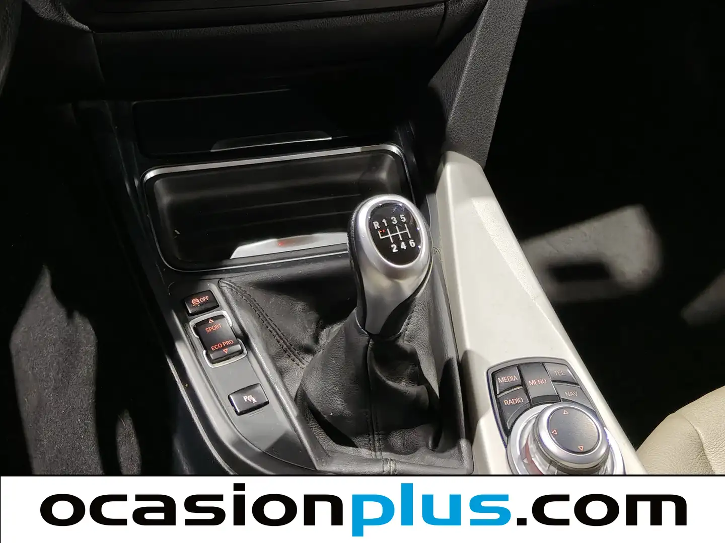 Foto BMW Serie 3 BMW Serie 3 318d Touring  (143 CV)