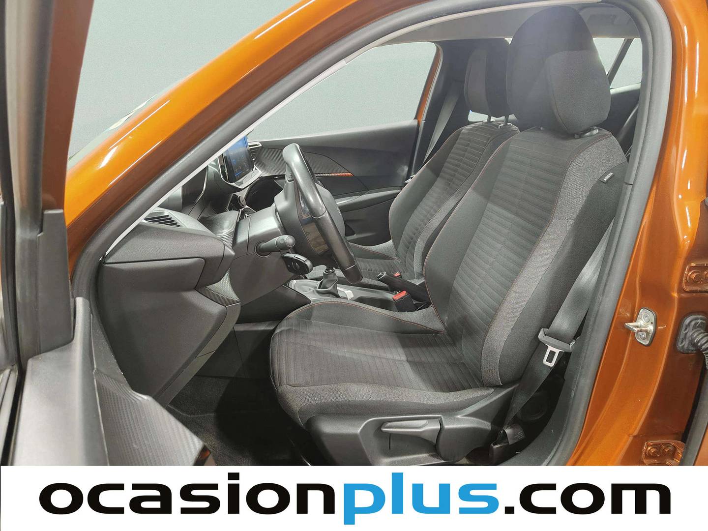 Foto asientos delanteros Peugeot 2008 Peugeot 2008 PureTech 100 S&S Active (100 CV)