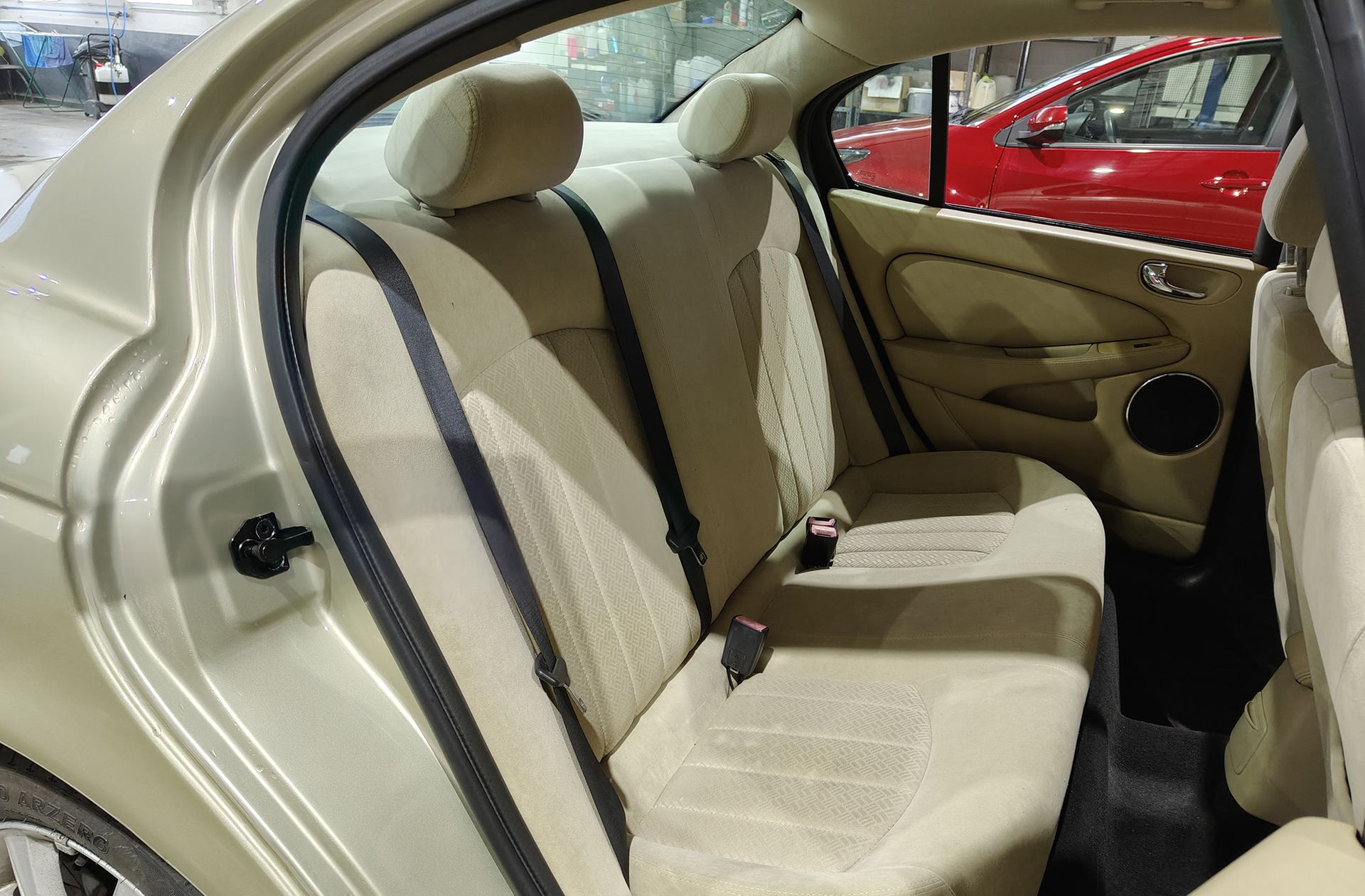 Jaguar X-Type 2.2D Executive - foto 12