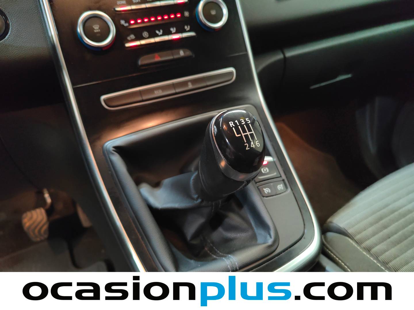 Renault Grand Scénic Renault Grand Scenic Zen Energy TCe (140 CV) 7 PLAZAS de segunda mano