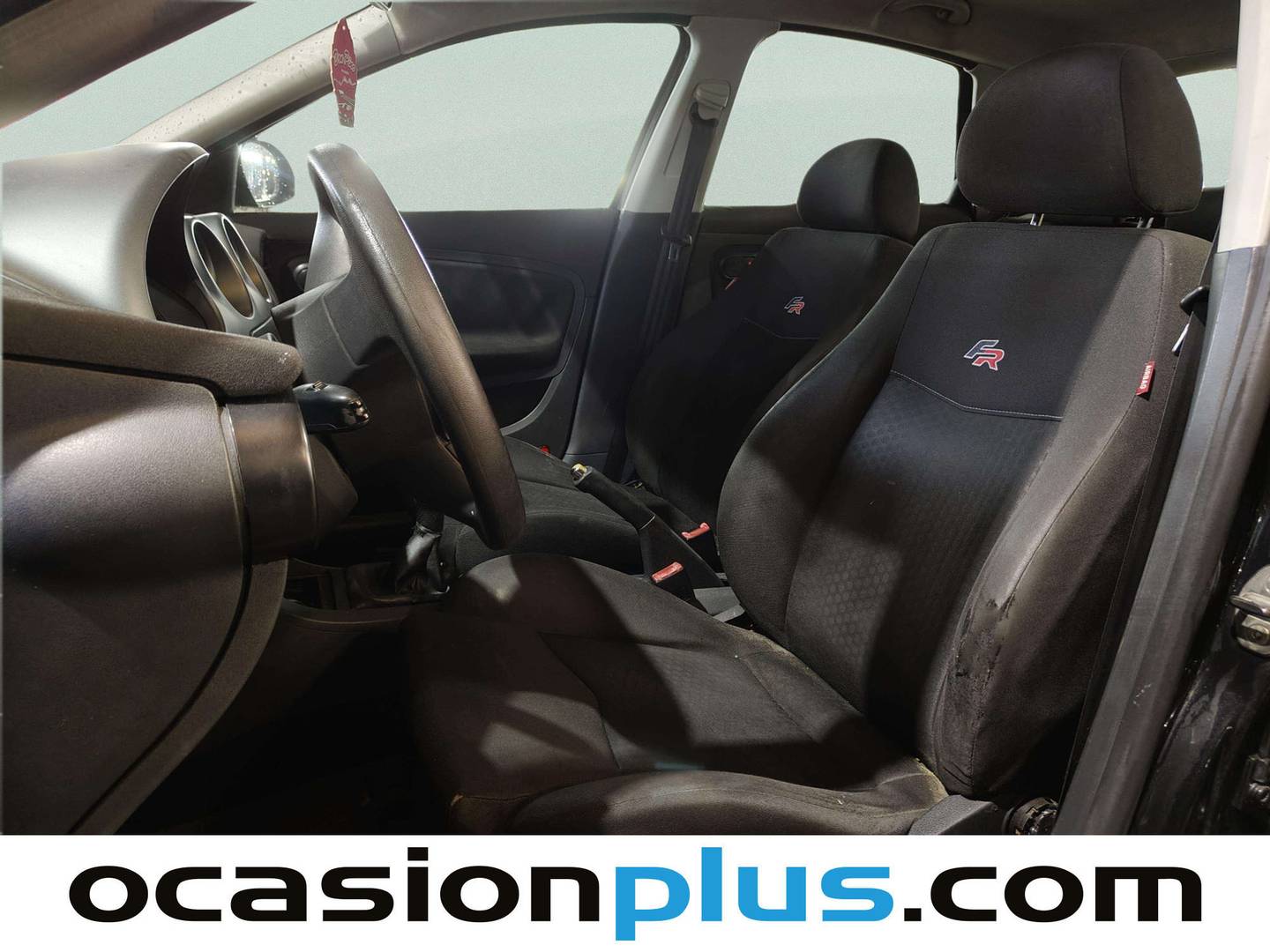 Foto asientos delanteros Seat Ibiza Seat Ibiza 1.9 TDI FR (130 CV)