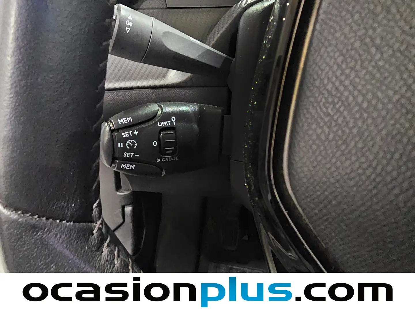 Foto Peugeot 2008 Peugeot 2008 PureTech 100 S&S Allure (100 CV)