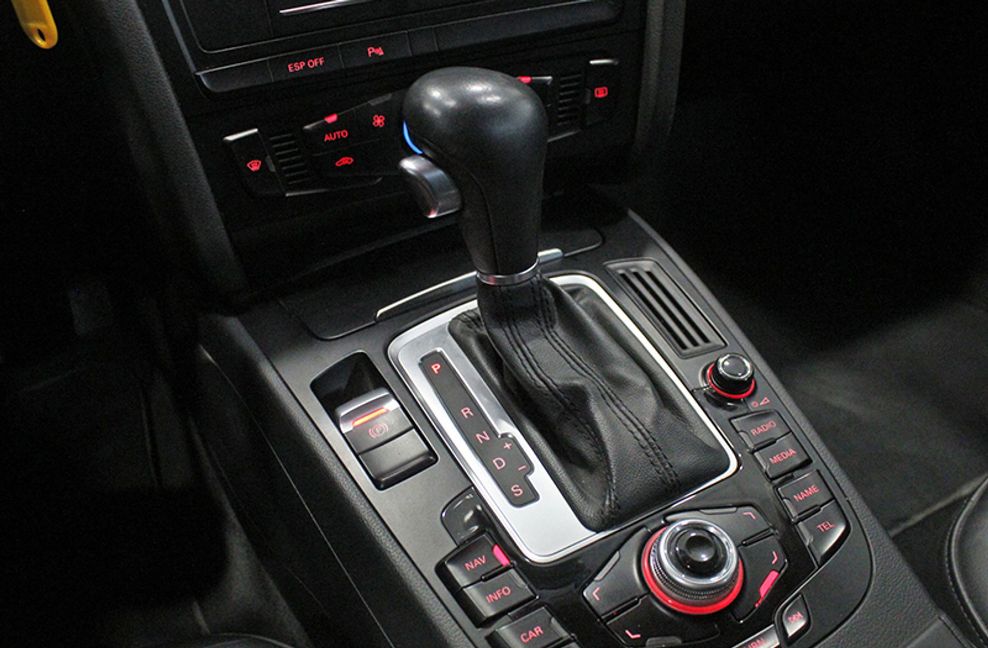 Audi A4 Allroad 2.0 TFSI S tronic - foto 6