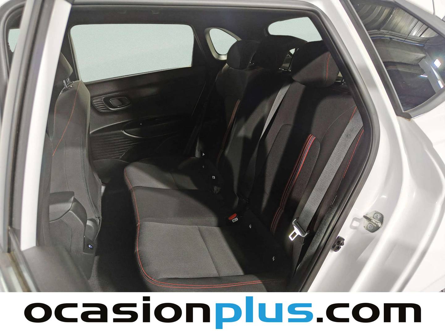 Foto asientos traseros Hyundai i20 Hyundai i20 1.2 MPI N Line 30 Aniversario (84 CV)