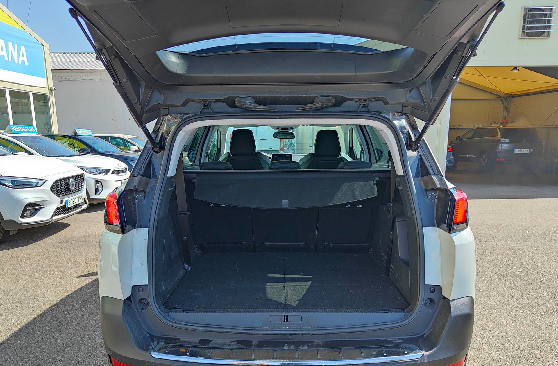 Peugeot 5008 PureTech 130 Allure 7 plazas - foto 16