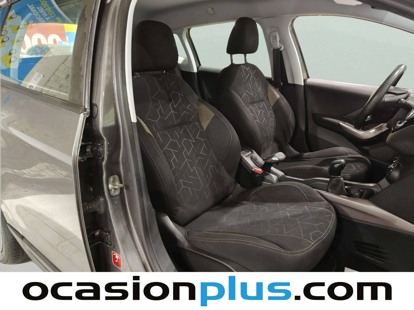 Foto Peugeot 2008 Peugeot 2008 BlueHDi 100 S&S Active (100 CV)