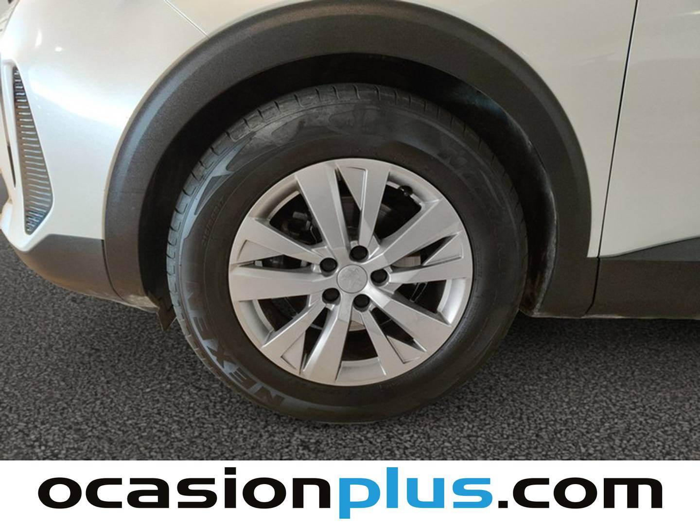 Foto Peugeot 3008 Peugeot 3008 BlueHDi 130 S&S Active Pack EAT8 (130 CV)