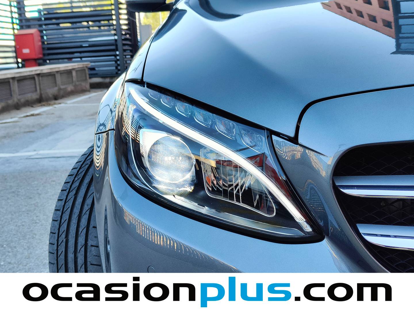 Acabados Mercedes Clase C Mercedes-Benz Clase C 200 (184 CV)