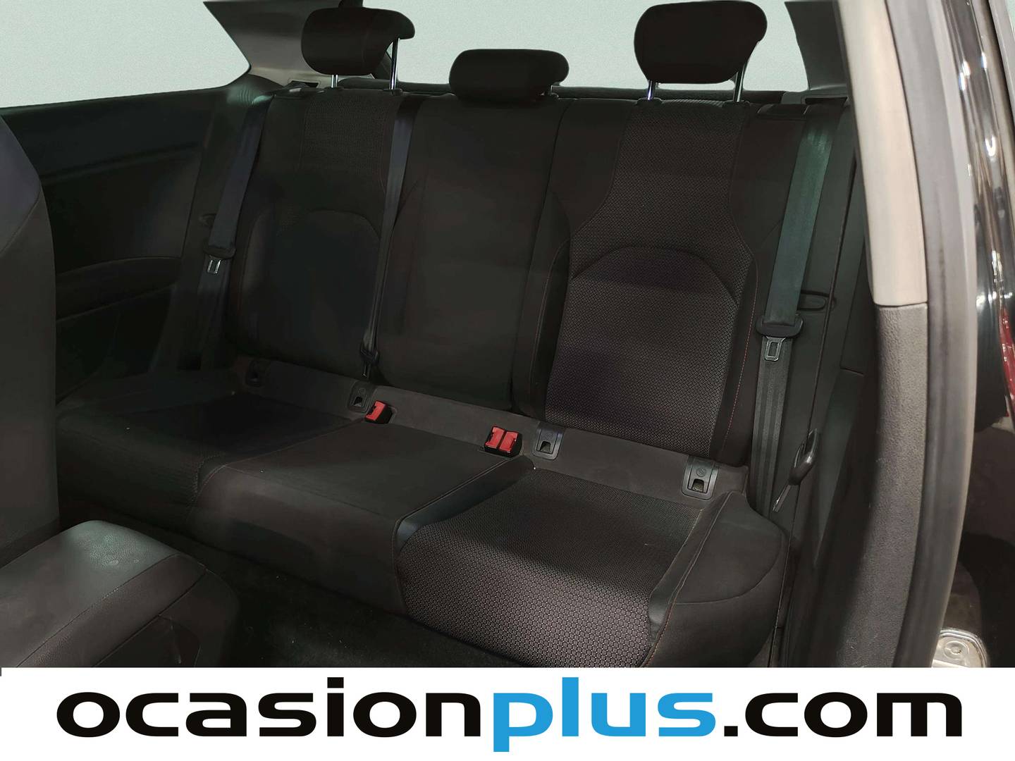 Foto asientos traseros Seat León Seat León SC 2.0 TDI S&S FR (184 CV)