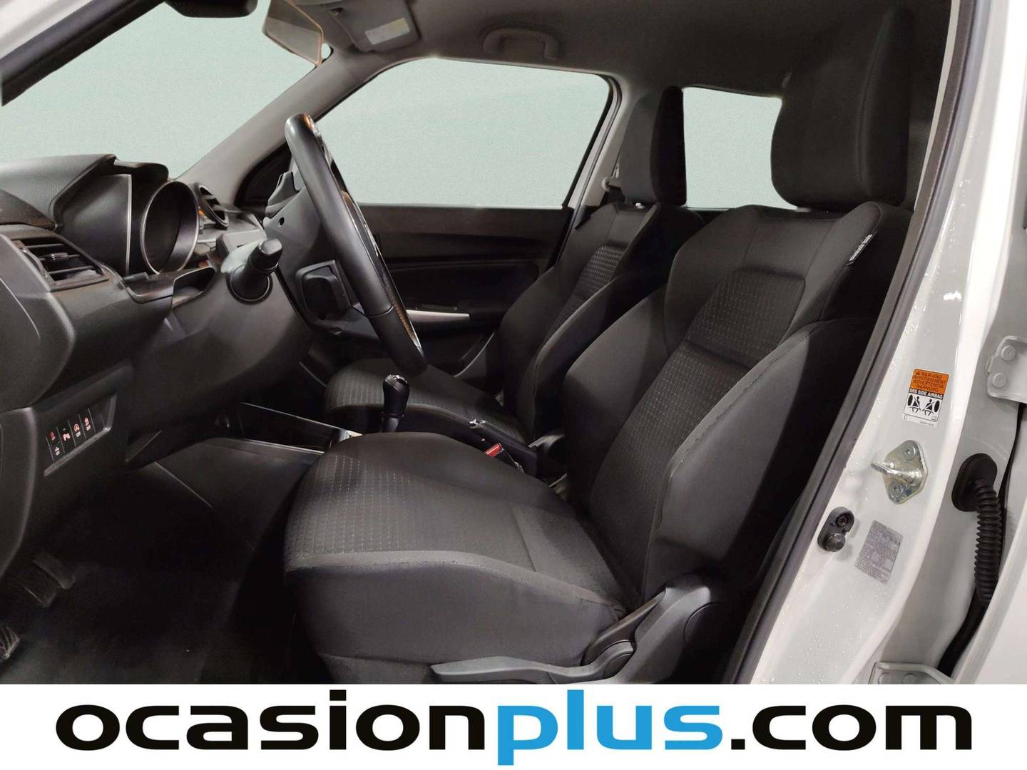 Foto asientos delanteros Suzuki Swift Suzuki Swift 1.2 Mild Hybrid GLX  (83 CV)