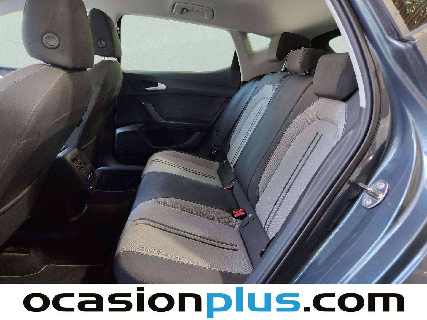 Foto asientos traseros Seat León Seat León 1.0 TSI S&S Style XL (110 CV)