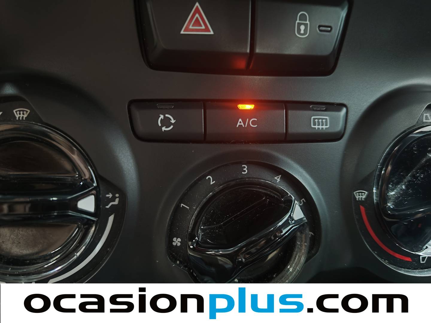 Acabados Peugeot 208 Peugeot 208 1.6 BlueHDi Style (75 CV)