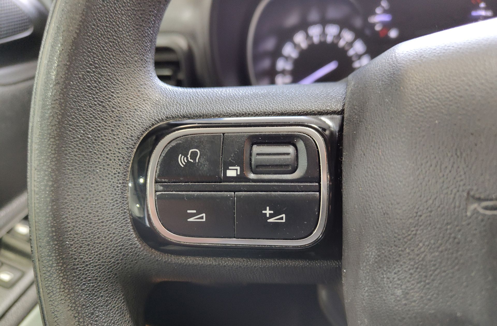 Citroën Berlingo PureTech 110 Talla M Shine - foto 24