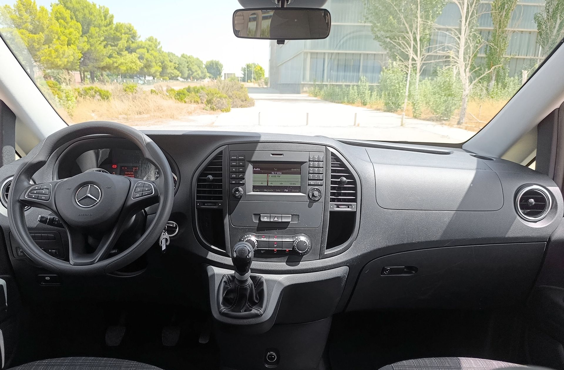 Mercedes-Benz Vito Combi 114 CDI Tourer Base Larga - foto 8