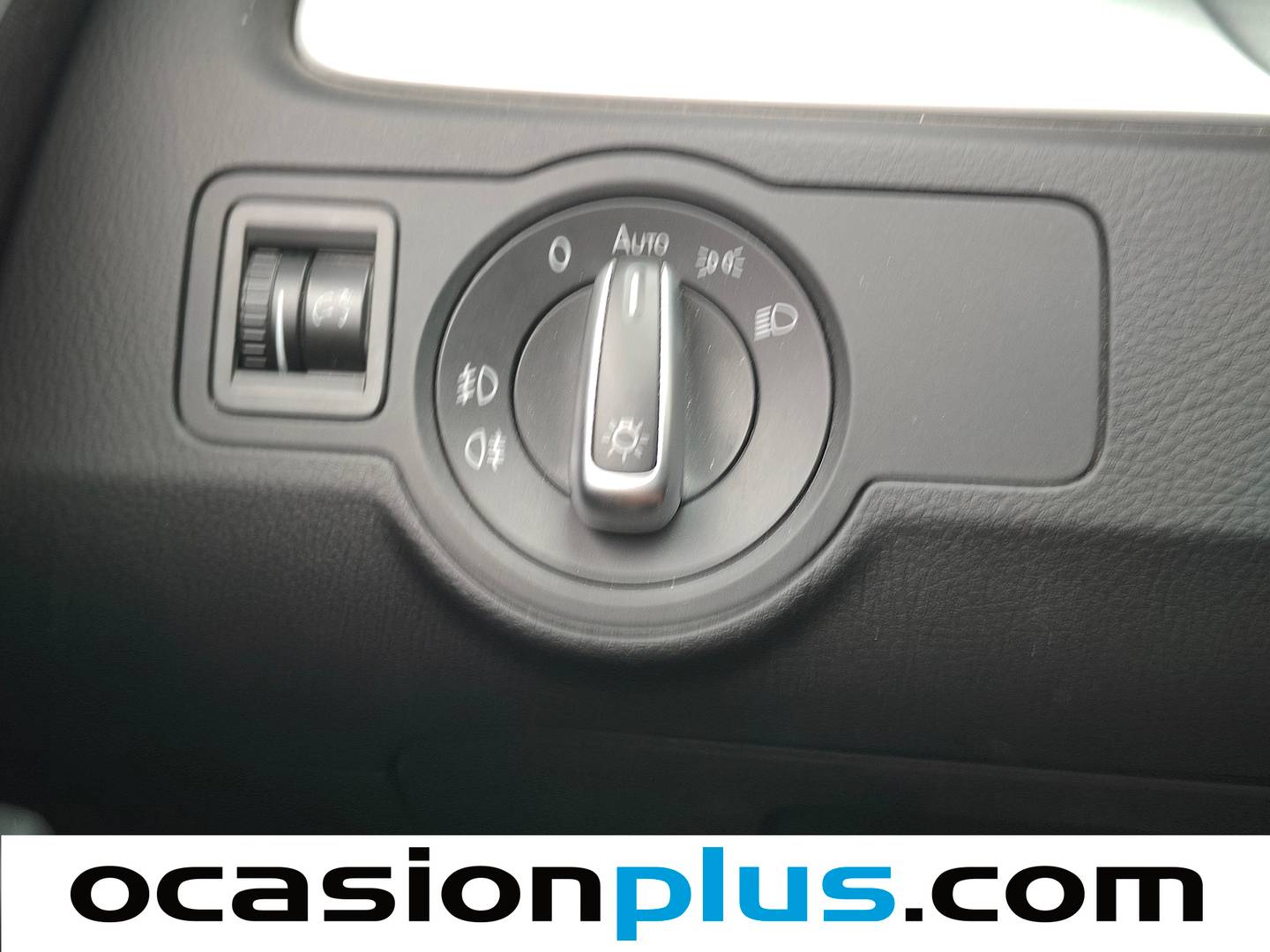 Extras del Volkswagen CC Volkswagen CC Advance 2.0 TDI BMT (140 CV)
