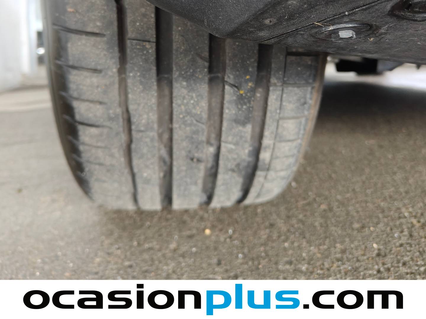 Foto Tesla Model Y Tesla Model Y Tracción Trasera RWD (347 CV)