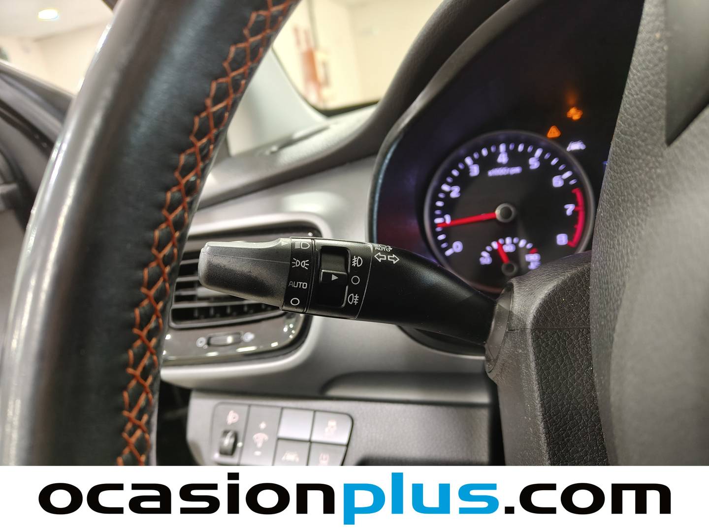 Foto KIA Stonic Kia Stonic 1.2 CVVT Eco-Dynamic Tech (84 CV)