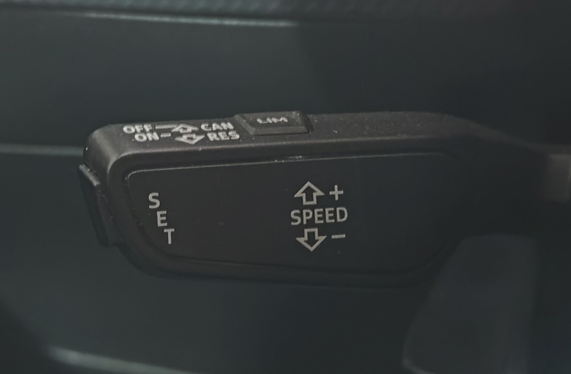 Audi A1 Sportback S line 25 TFSI - foto 24