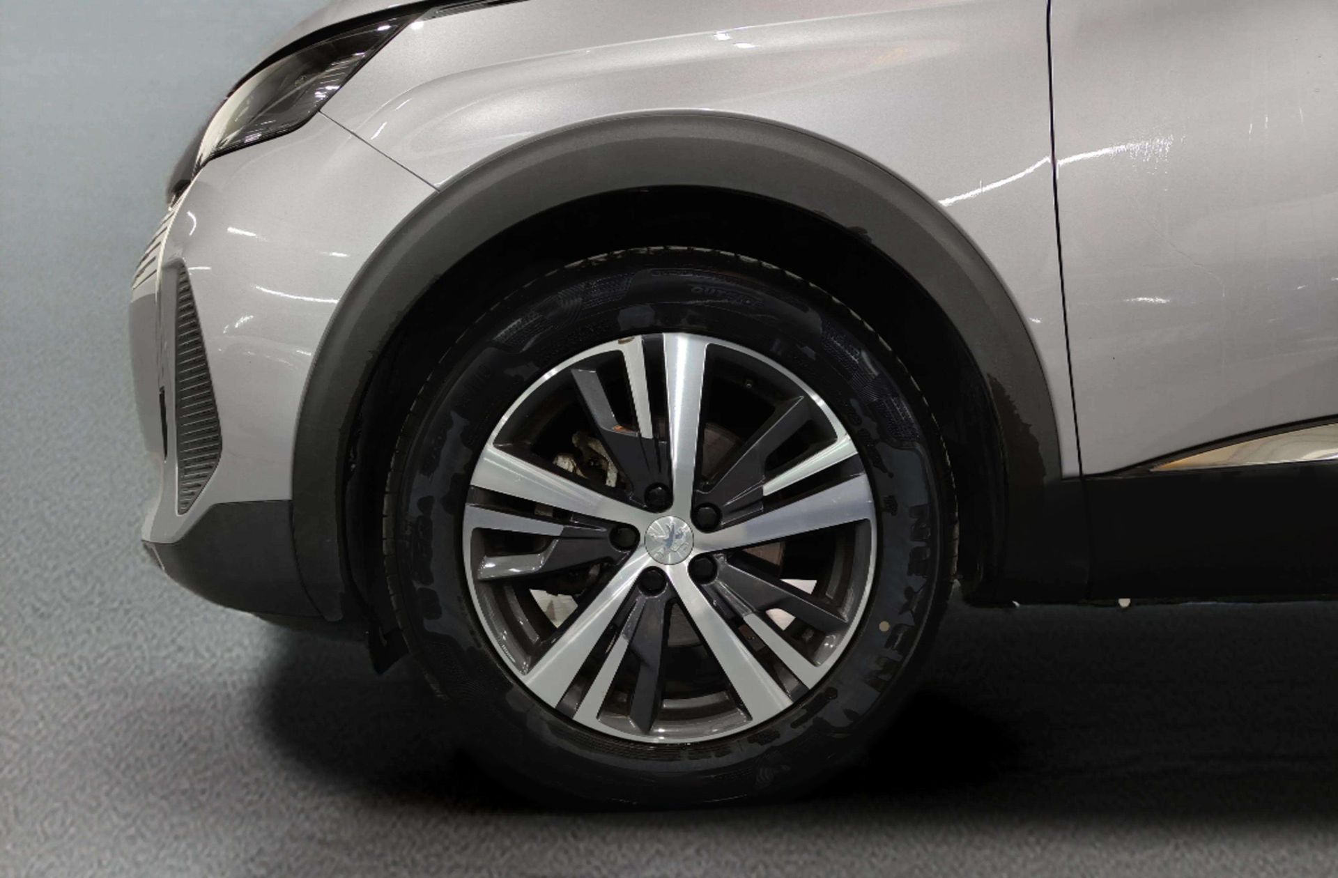 Peugeot 5008 1.2 Allure Pack eDCS6 7 plazas - foto 37