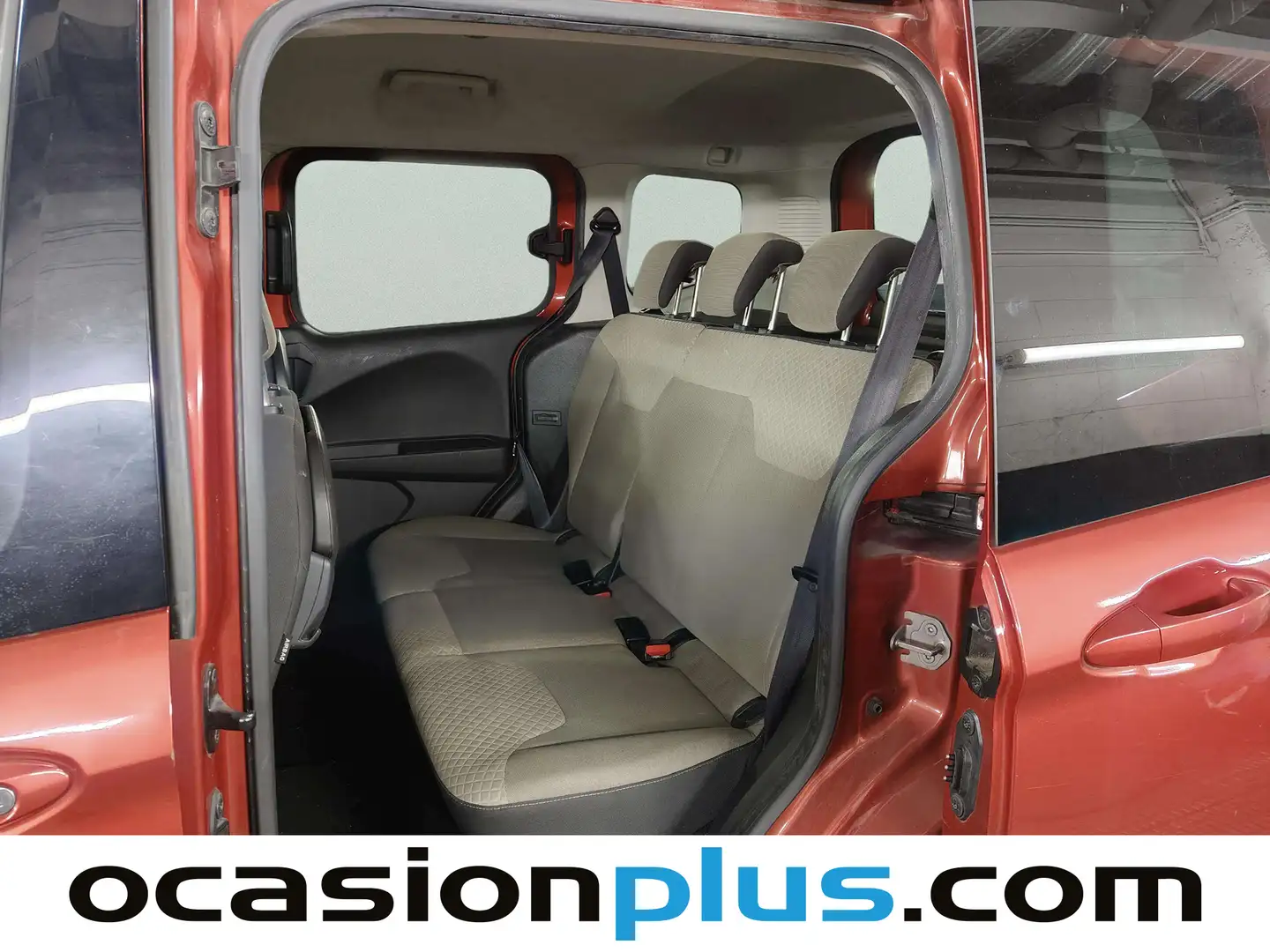 Foto Ford Tourneo Courier Ford Tourneo Courier 1.0 EcoBoost Titanium (100 CV)