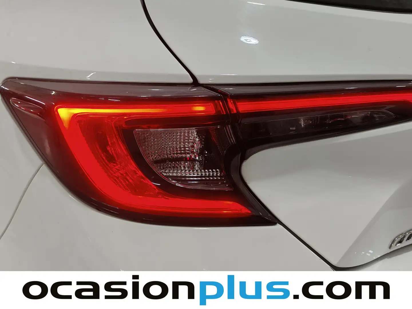 Foto Toyota Corolla Toyota Corolla 140H Active Plus (140 CV)