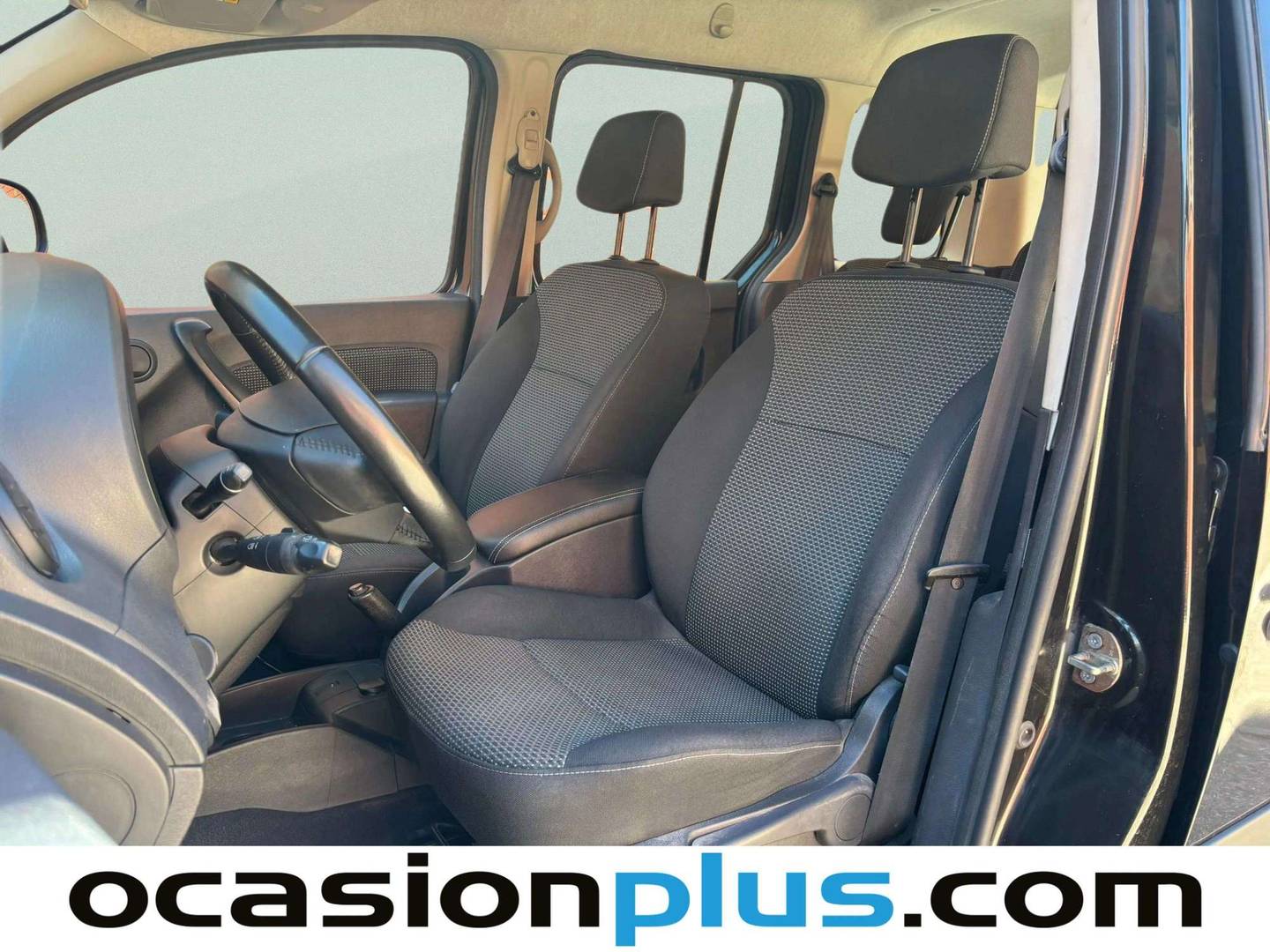 Foto asientos delanteros Mercedes Citan Mercedes Citan Combi 111 CDI Tourer Plus Largo (110 CV)