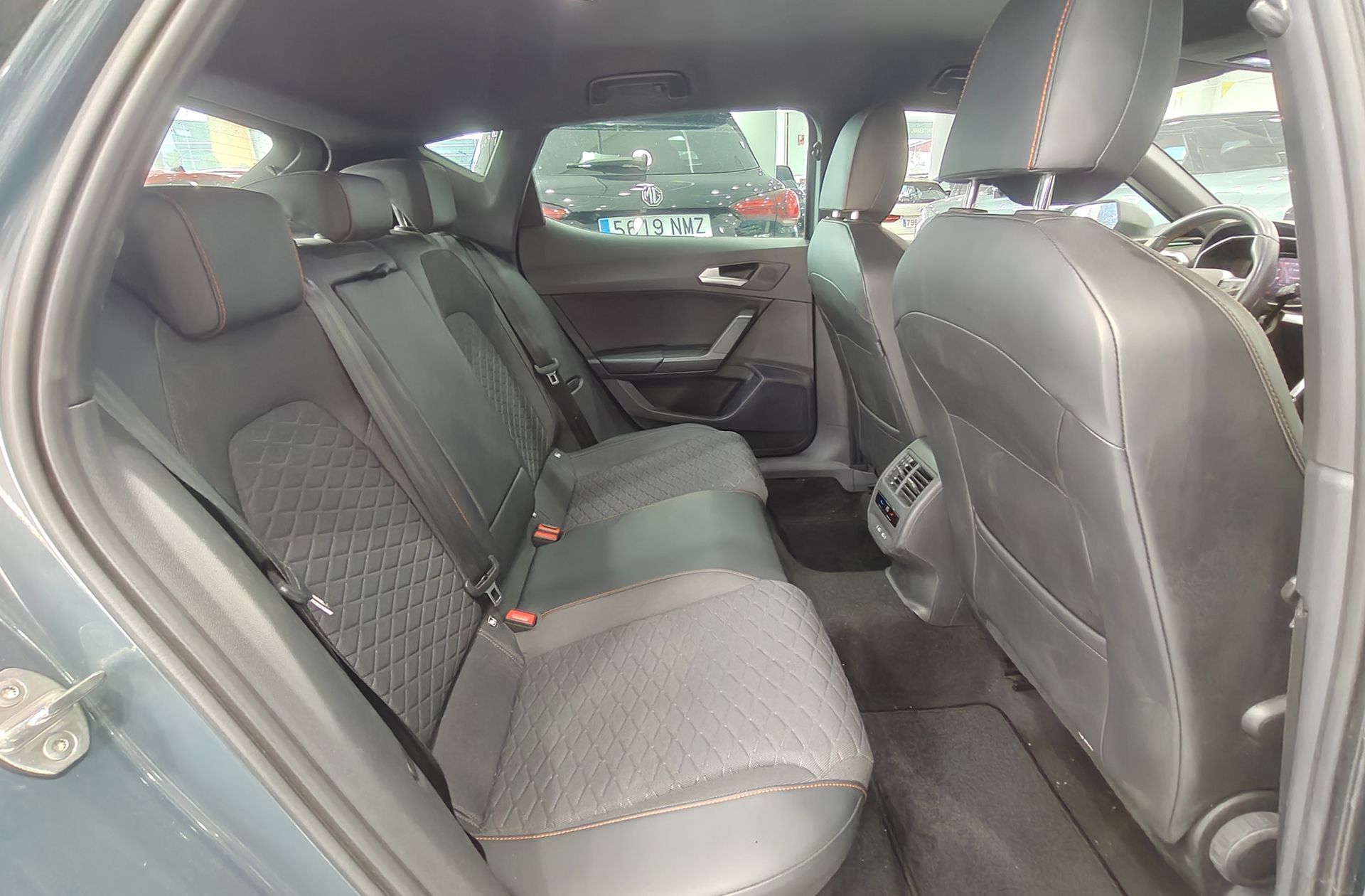 SEAT León 1.5 TSI FR 25 Aniversario - foto 17