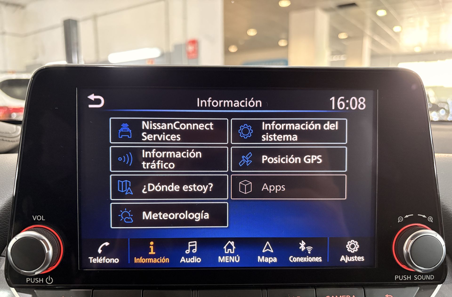 Nissan Juke DIG-T Tekna - foto 30
