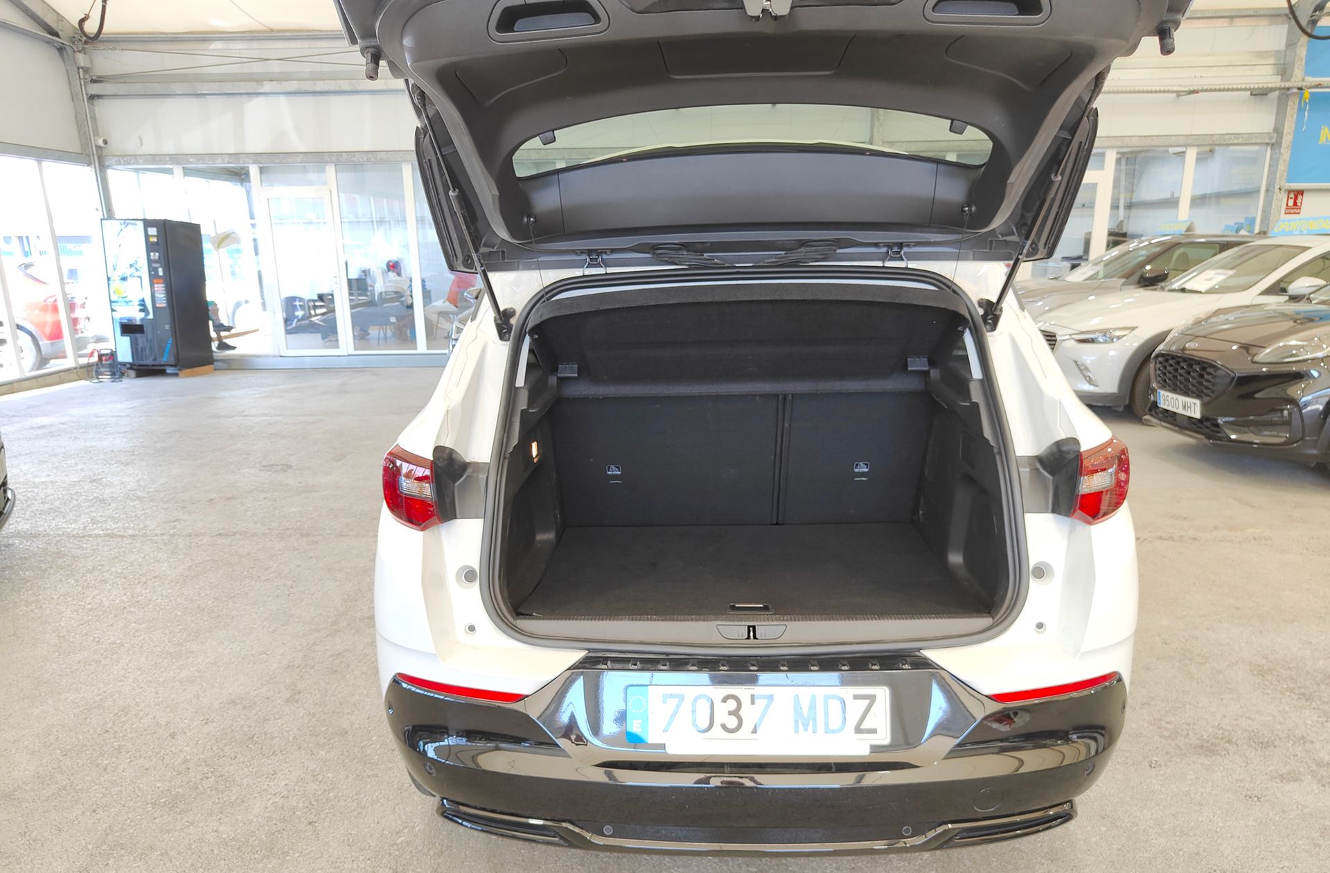 Opel Grandland 1.6 Turbo PHEV GS - foto 16