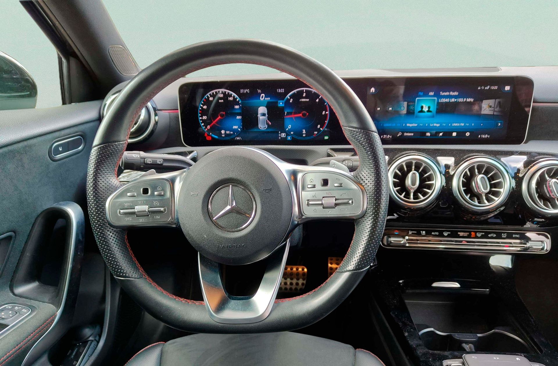 Mercedes-Benz Clase A 200 d pack AMG - foto 23