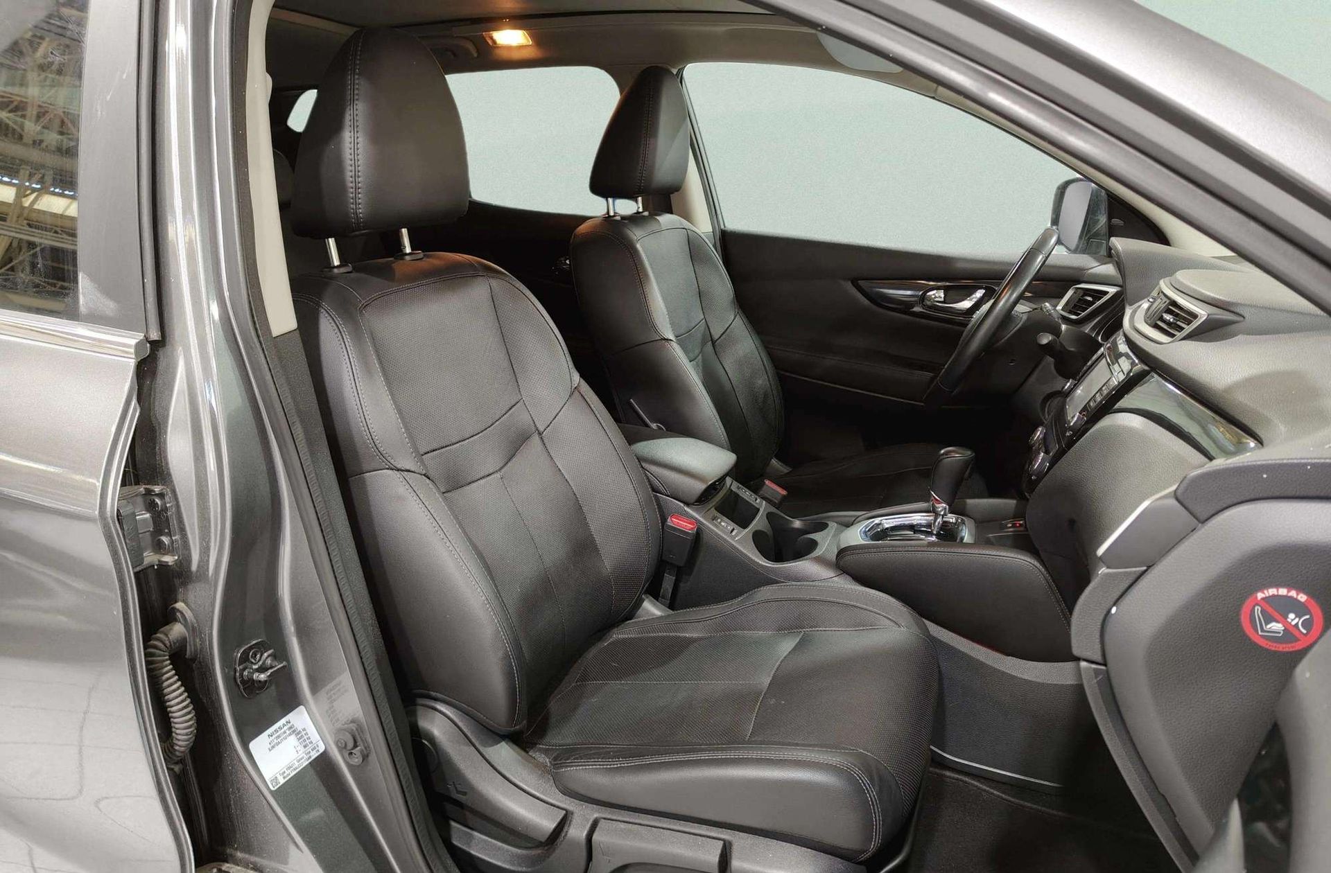 Nissan Qashqai dCi 130 Tekna 4x2 XTronic - foto 24